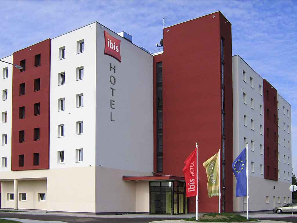 Ibis Hotel Pilzen épülete