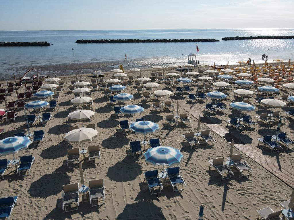 6 nap / 5 éjszaka tengerparti kikapcsolódás 2, 3 vagy 4 fő részére reggelivel Riminiben- Hotel Mirage