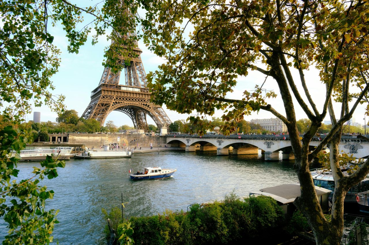 4 nap / 3 éjszaka 2 fő részére reggelivel a romantikus Párizsban- Source Hotel Paris 