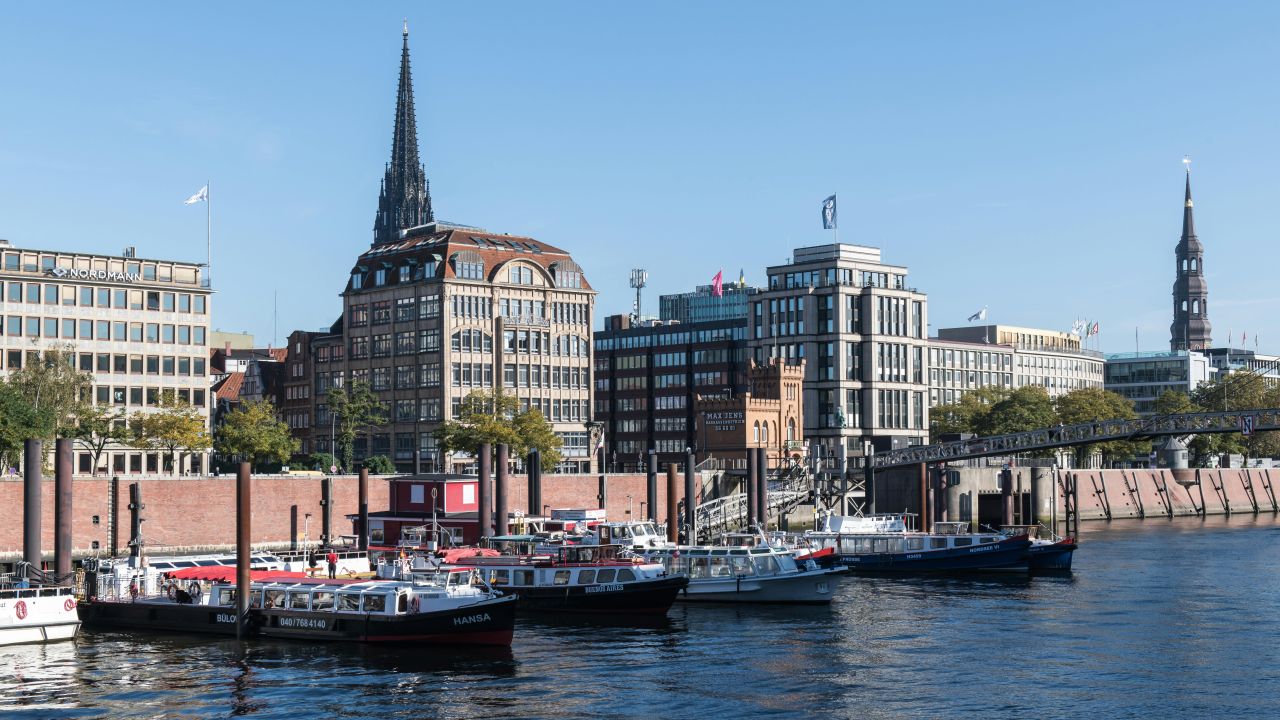 2 nap / 1 éjszaka Hamburgban 2 fő + 2 gyermek részére reggelivel - A&O Hotel Hamburg